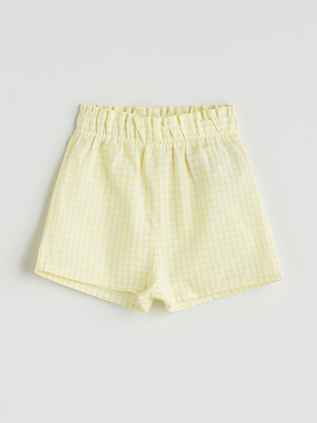 Bej Beli Lastikli Ekose Kız Bebek Şort