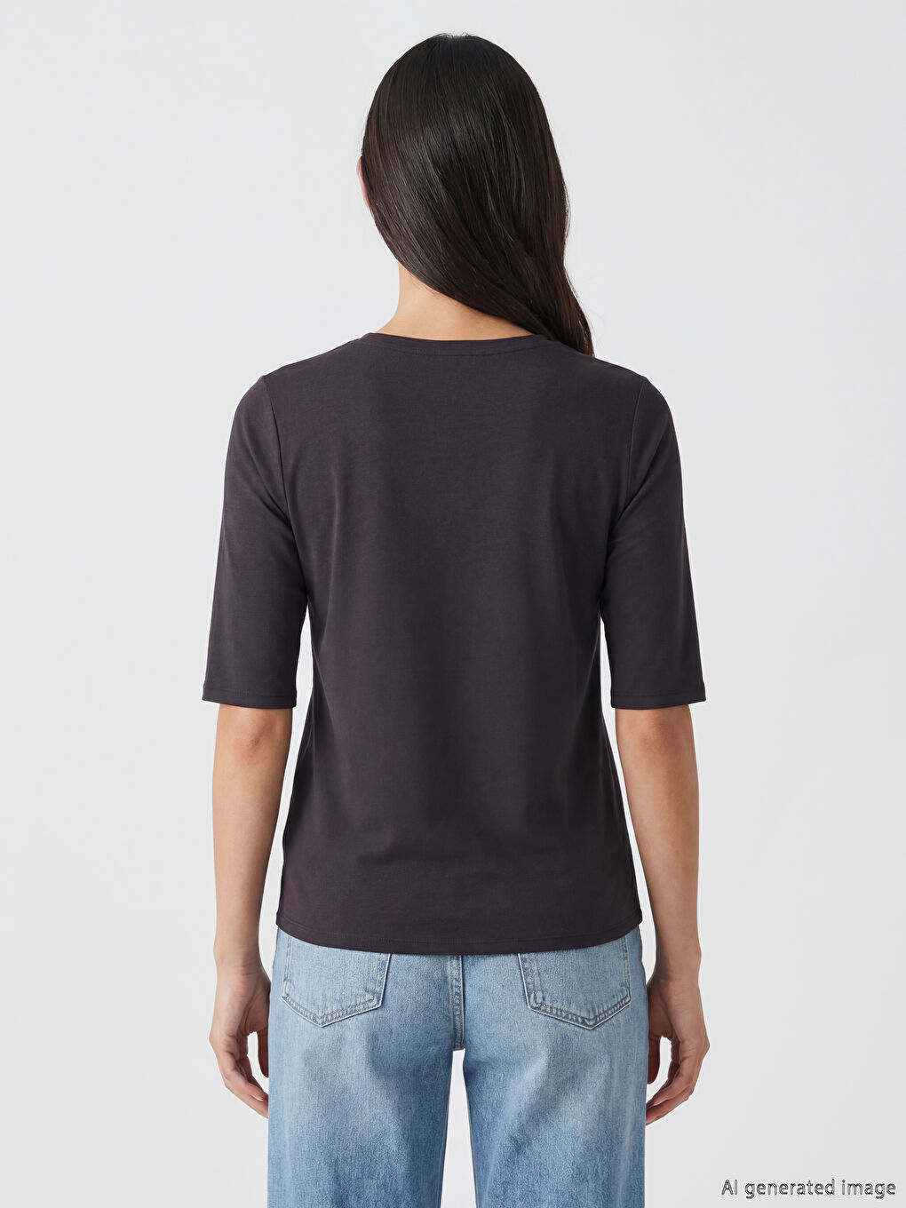 Siyah Bisiklet Yaka Çiçekli Kadın Tişört-3