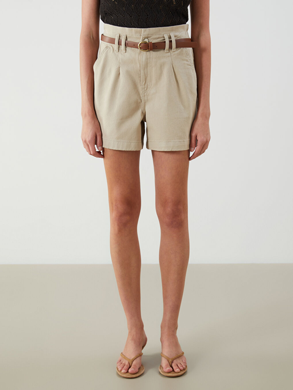 Bej Beli Kemerli Paperbag Kadın Jean Şort-2