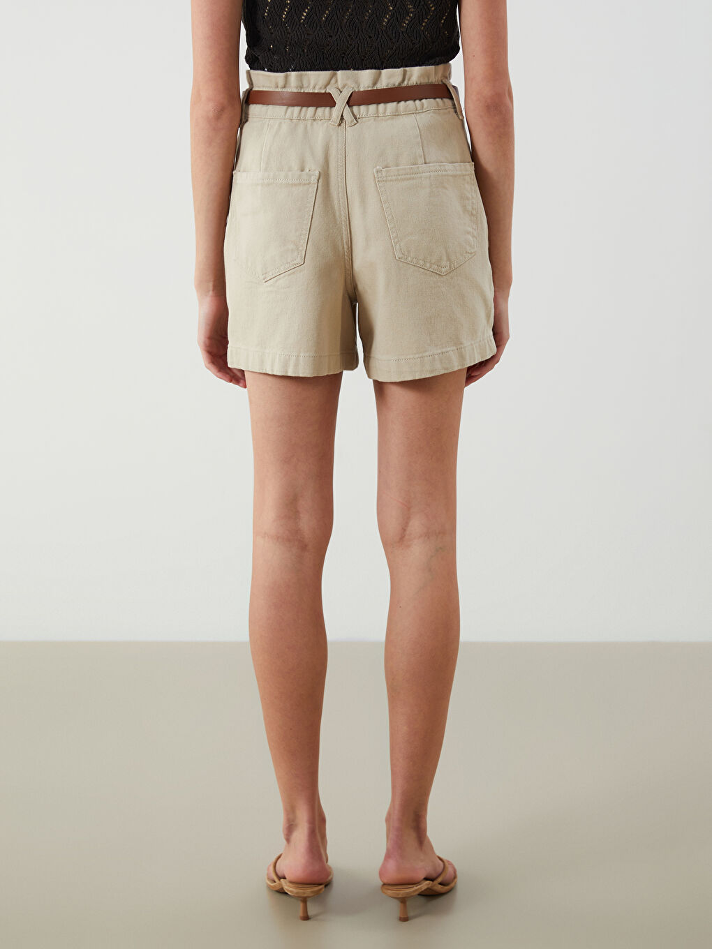 Bej Beli Kemerli Paperbag Kadın Jean Şort-6