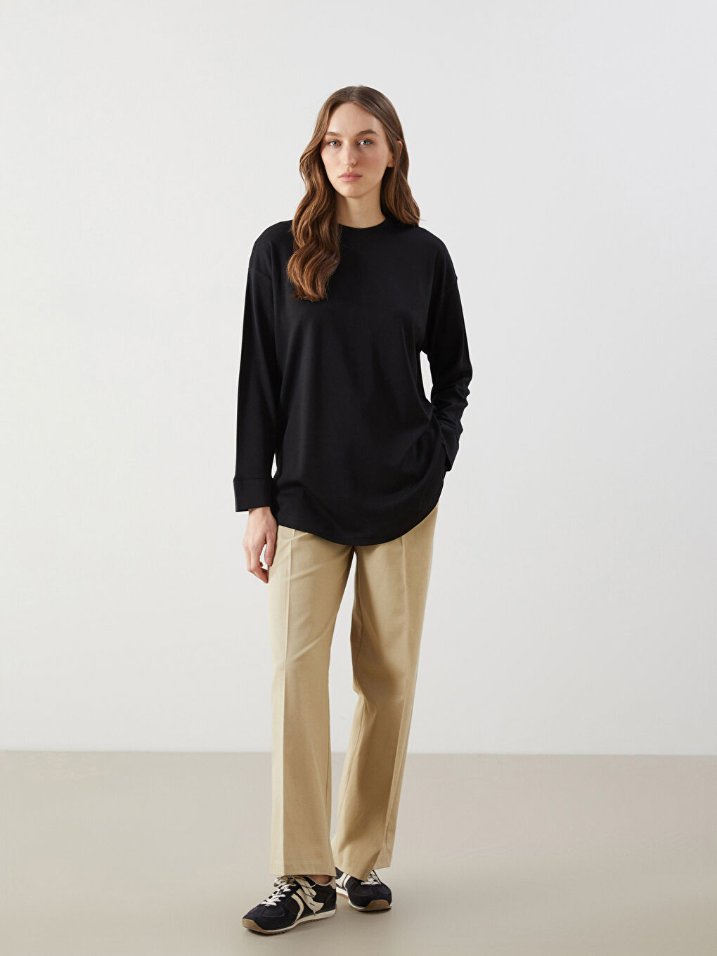 Siyah Bisiklet Yaka Oversize Kadın Sweatshirt Tunik-2