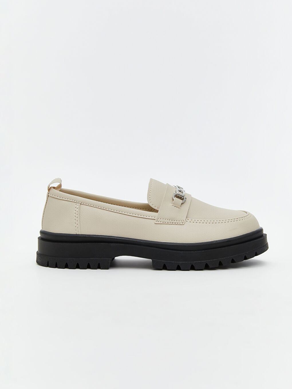 Bej Metal Toka Detaylı Kız Çocuk Loafer