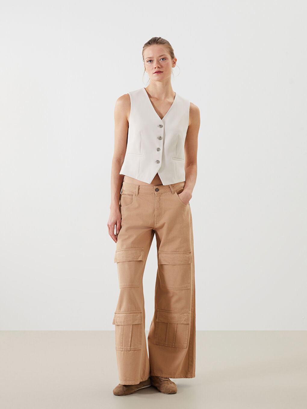 LCWAIKIKI Classic V Neck Women's Classic Waistcoat -S5HA94Z8-FZJ