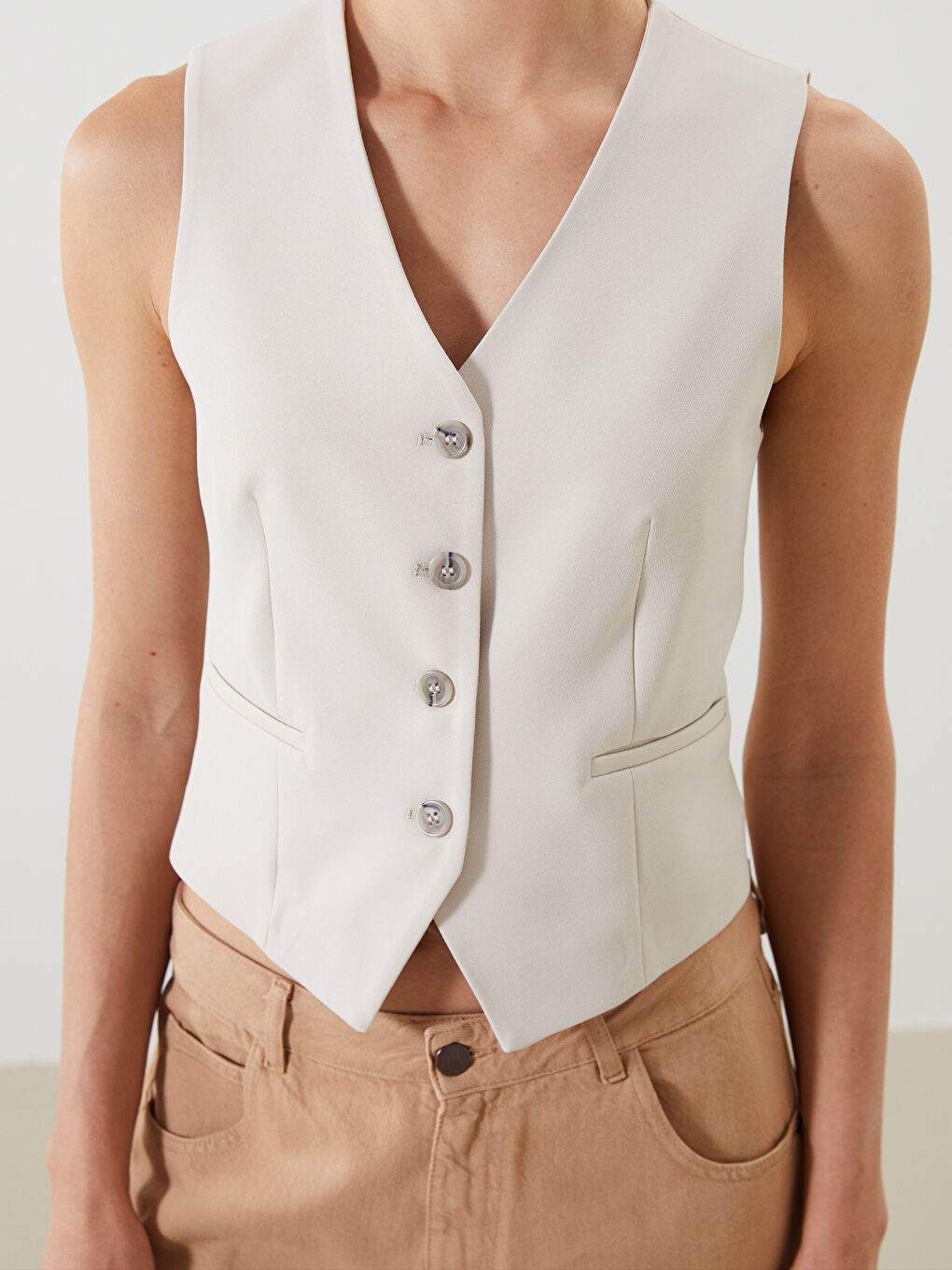 LCWAIKIKI Classic V Neck Women's Classic Waistcoat -S5HA94Z8-FZJ