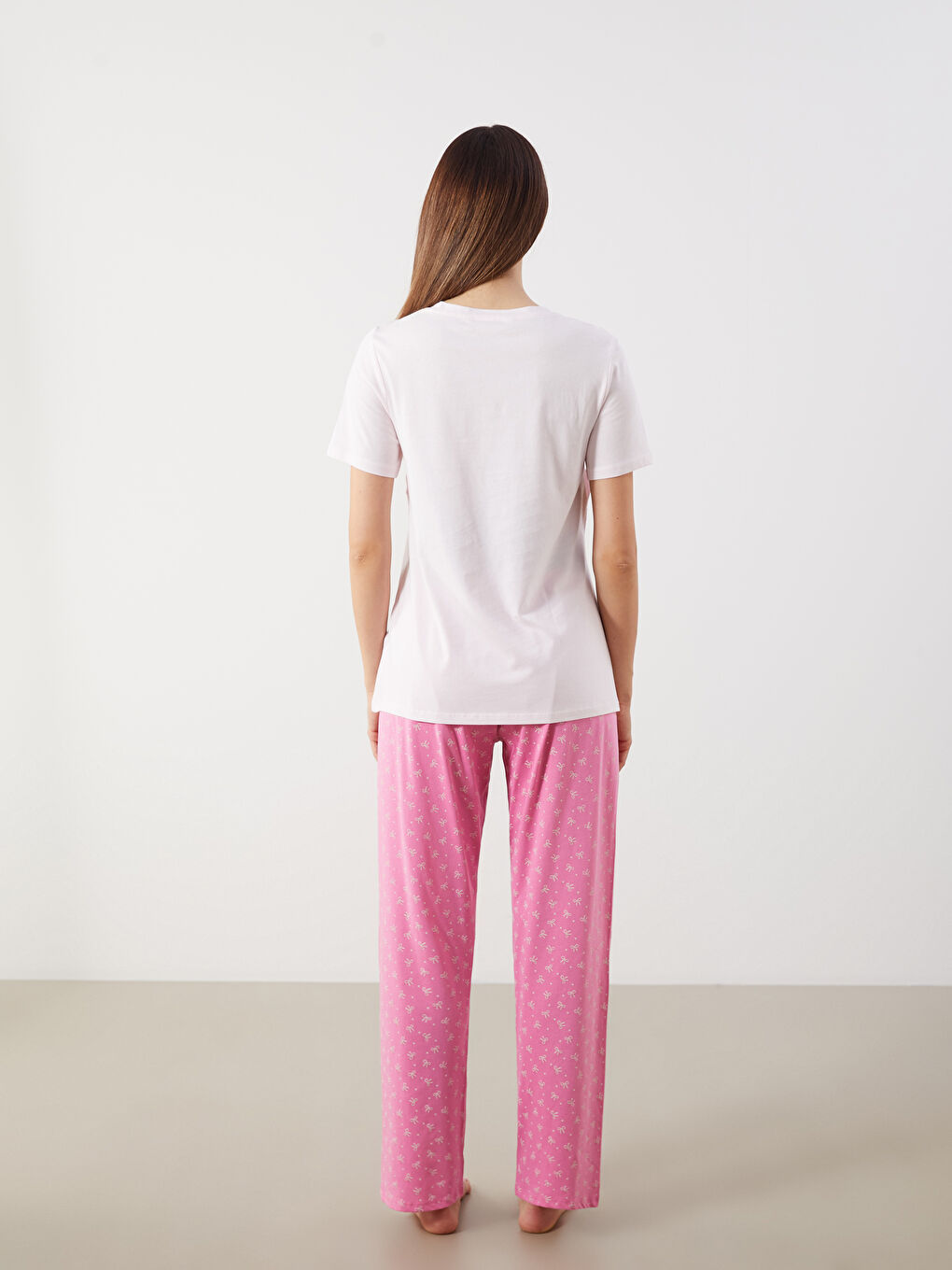 LC Waikiki Crew Neck Printed Maternity Pyjama Set -S5HB87Z8-LSC