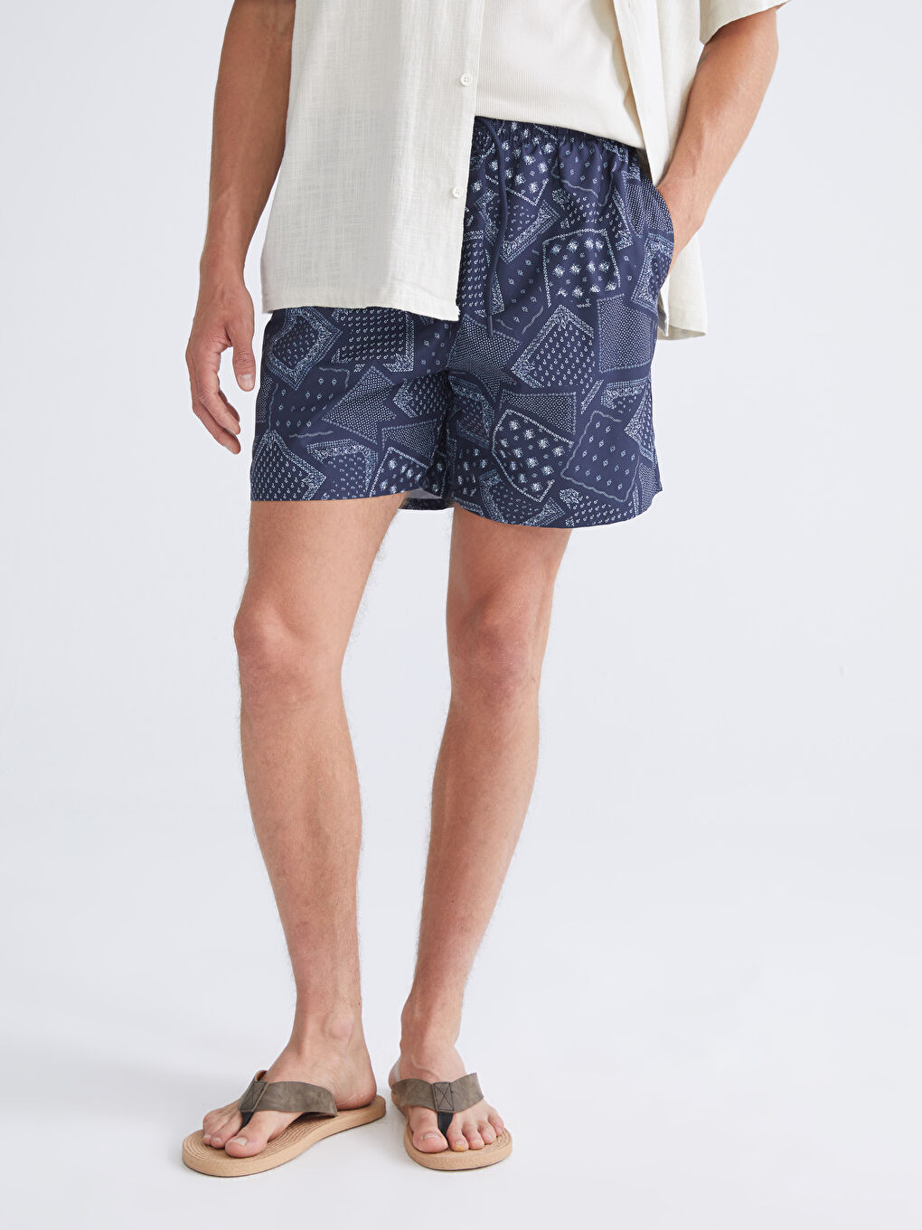 Short Patterned Men's Swimming Shorts-1