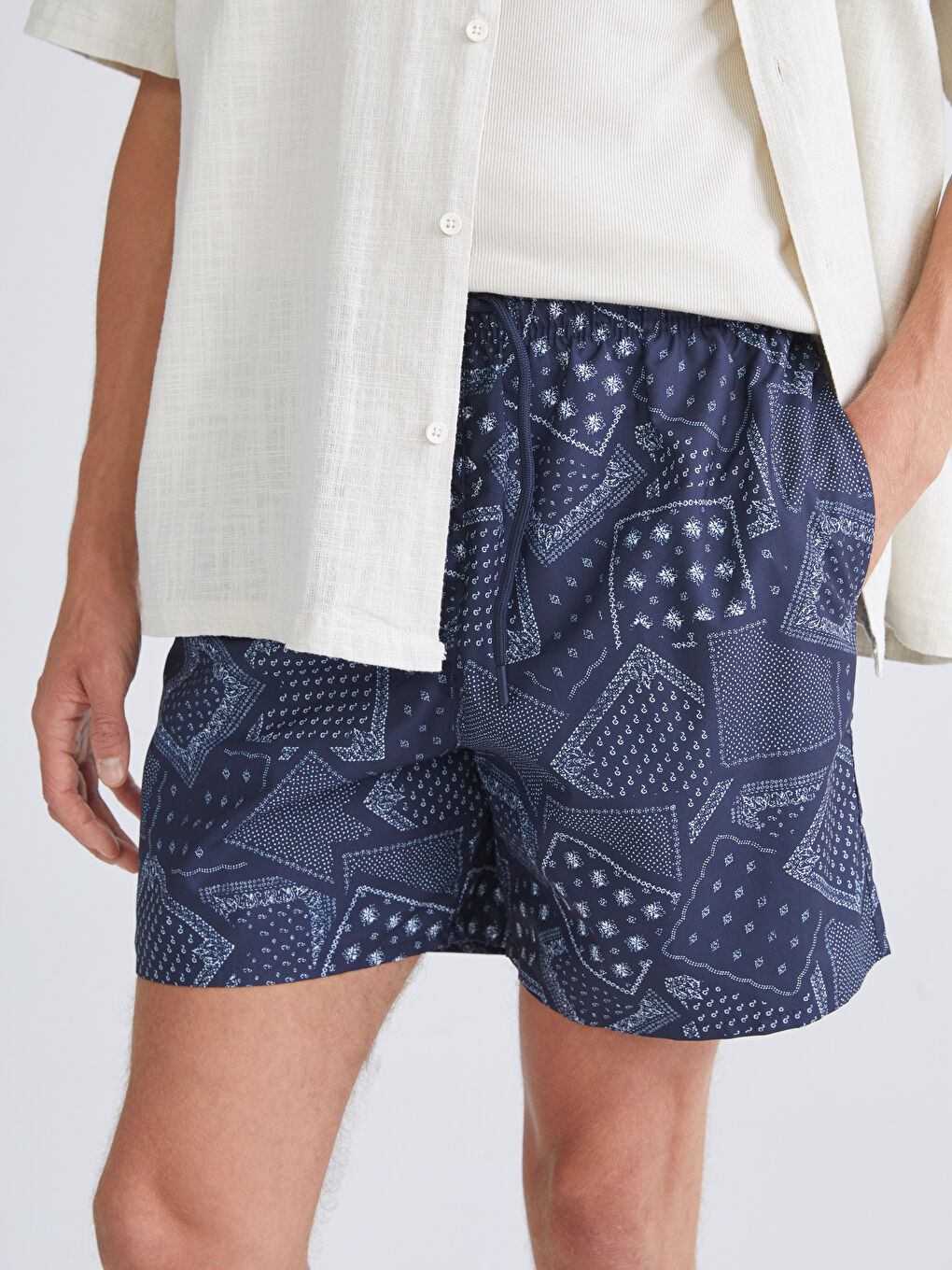 Short Patterned Men's Swimming Shorts-2