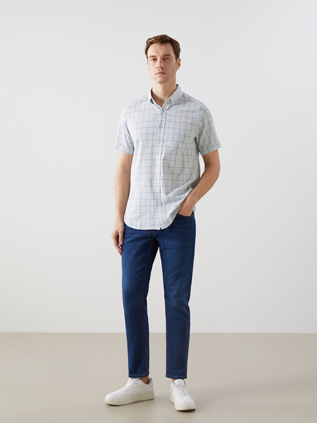 Regular Fit Short Sleeve Plaid Poplin Men's Shirt-3