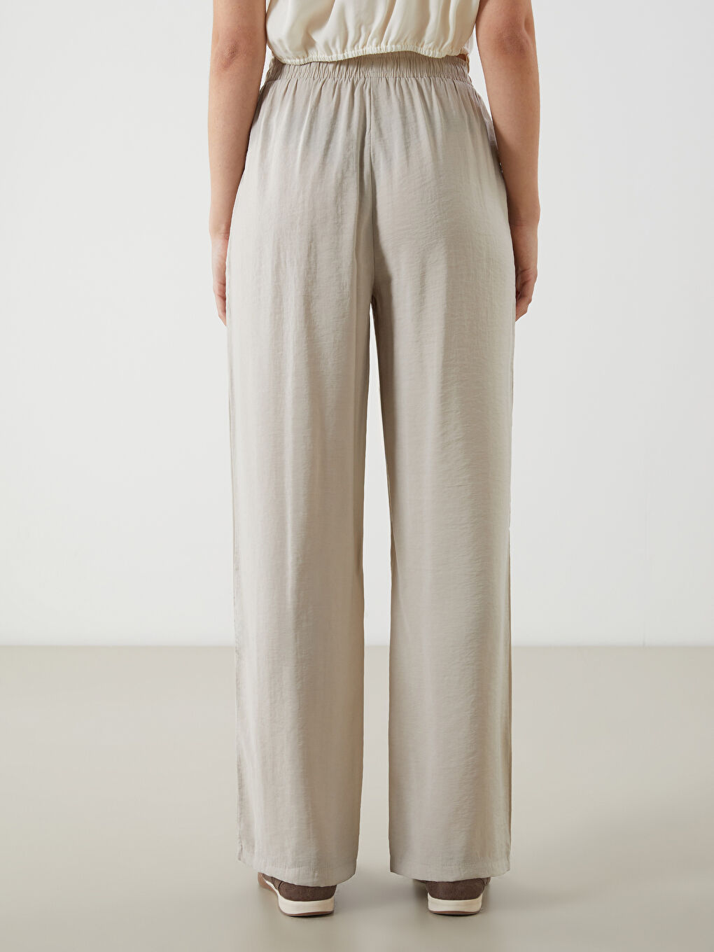 Bej Beli Lastikli Modal Karışımlı Kadın Pantolon-3