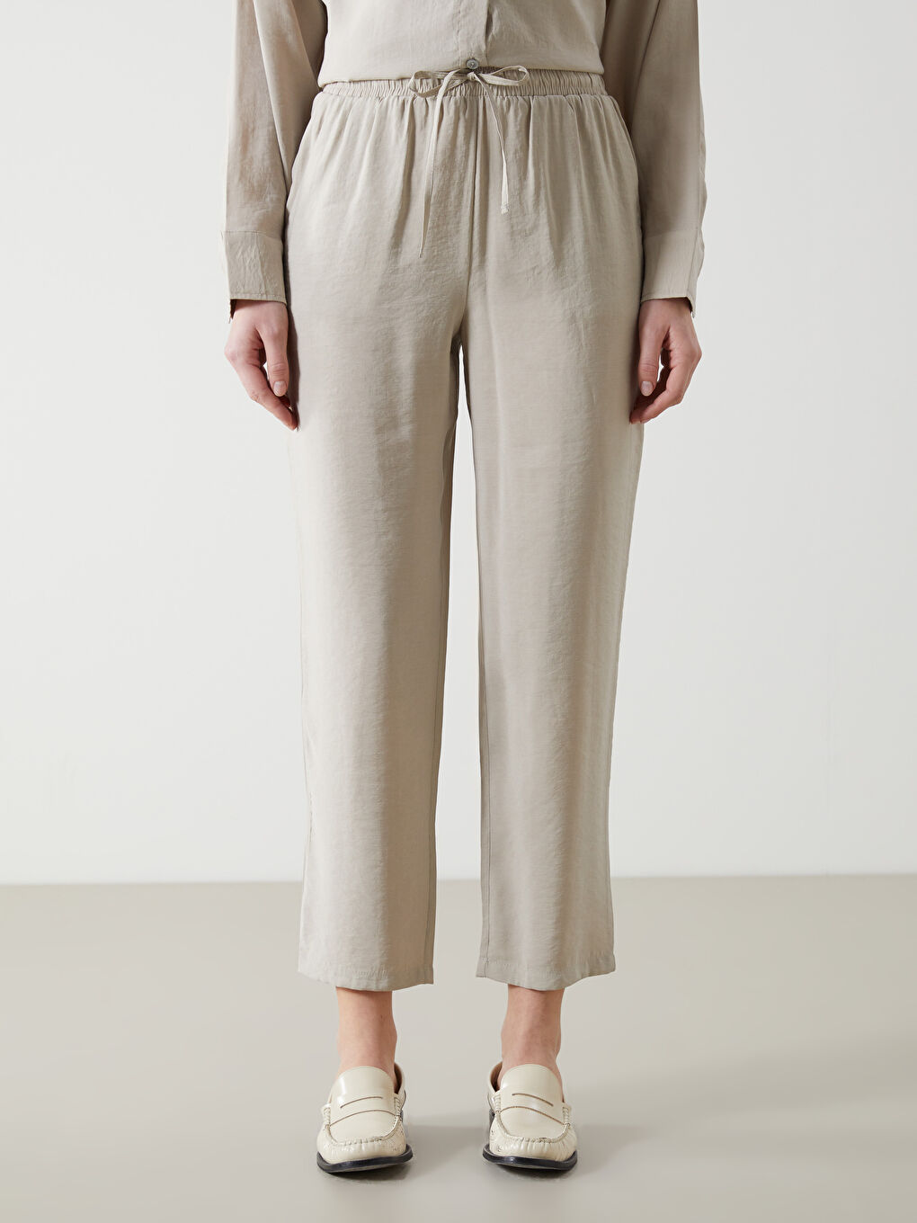 Bej Beli Lastikli Kadın Pantolon-1