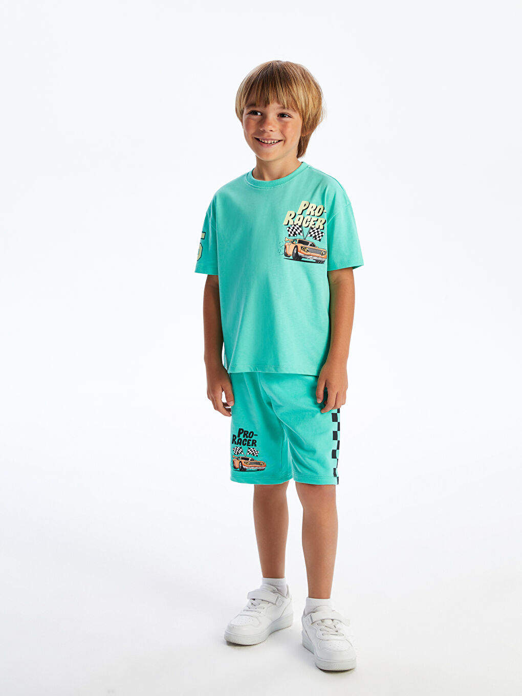 LCW Kids Šorts za dečake sa štampom i elastičnim strukom -S5HF17Z1-FNJ