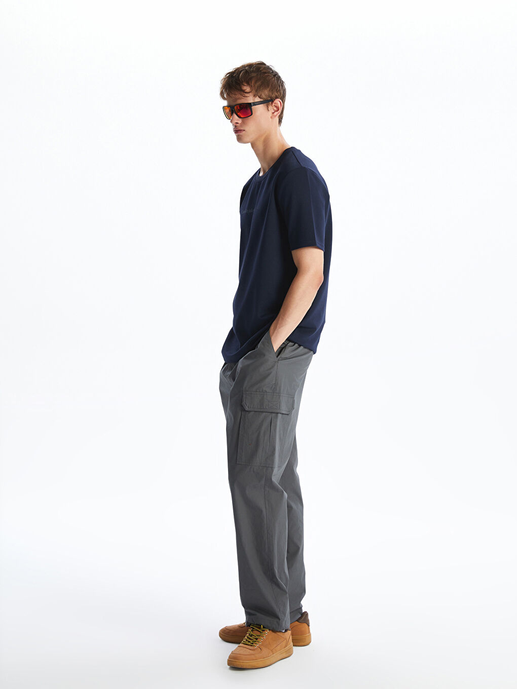 Relaxed Fit Men's Cargo Trousers