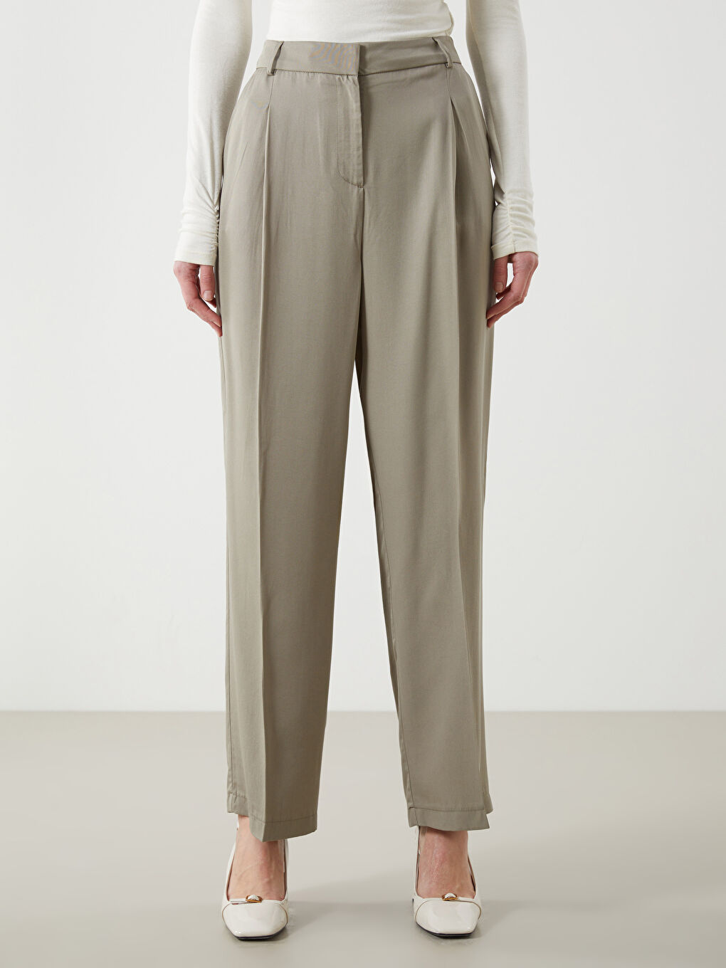 LCWAIKIKI Classic Kahverengi Loose Fit Geniş Paça  Kadın Pantolon - 1