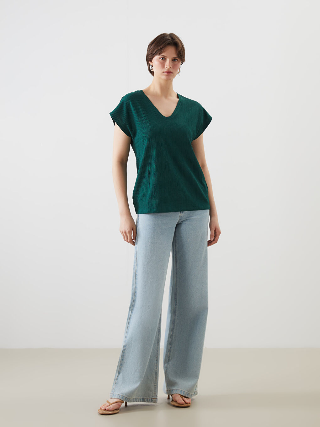 V-Neck Textured Women's T-Shirt -S5HG12Z8-KVX