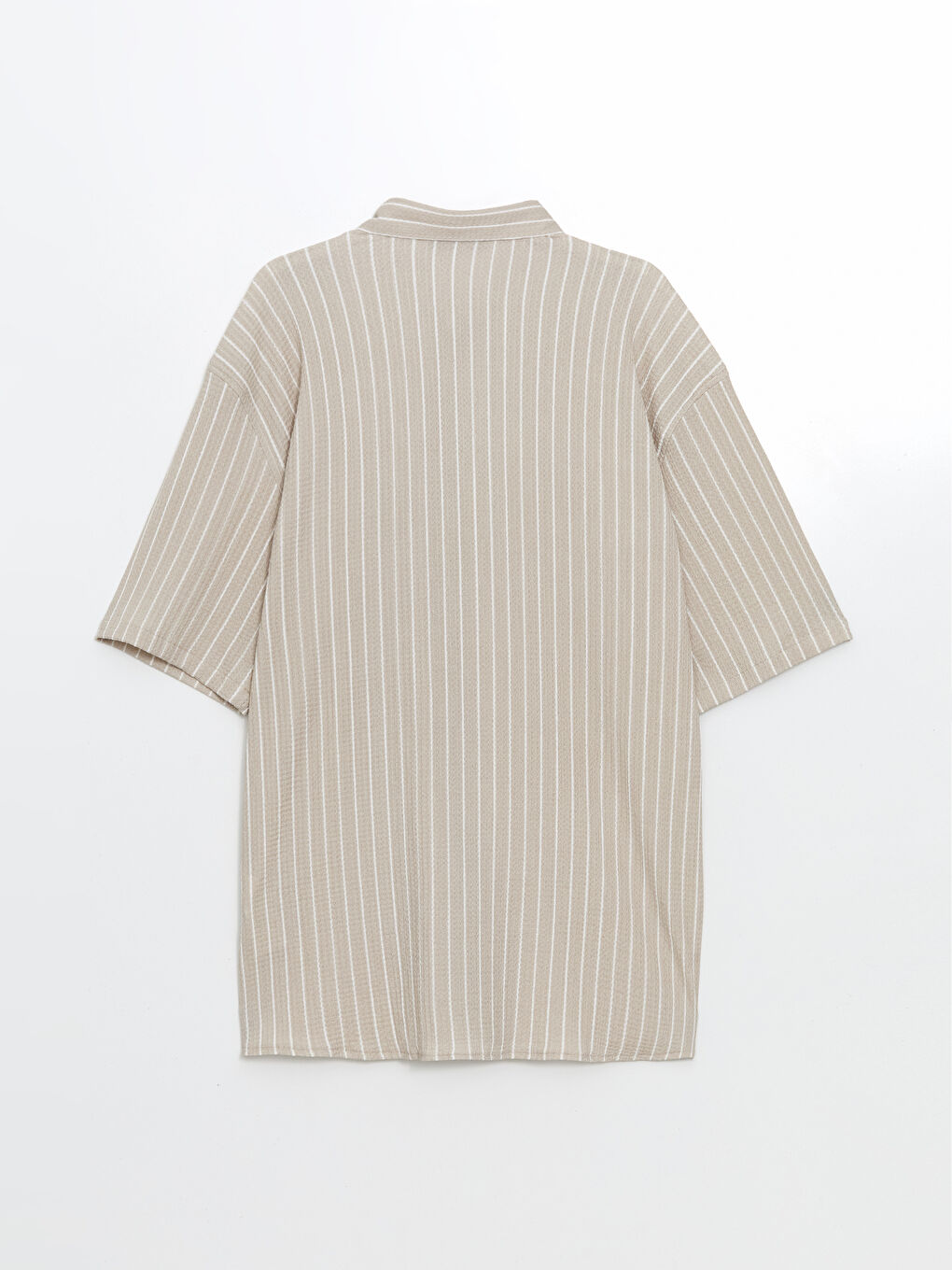 قميص رجالي مخطط بأكمام قصيرة بقصة عادية-11