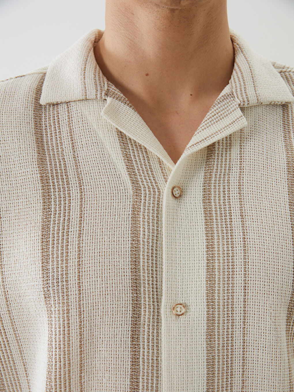 Regular Fit Short Sleeve Striped Men's Shirt-4