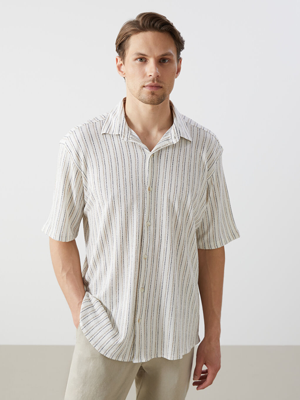Regular Fit Short Sleeve Striped Men's Shirt-1