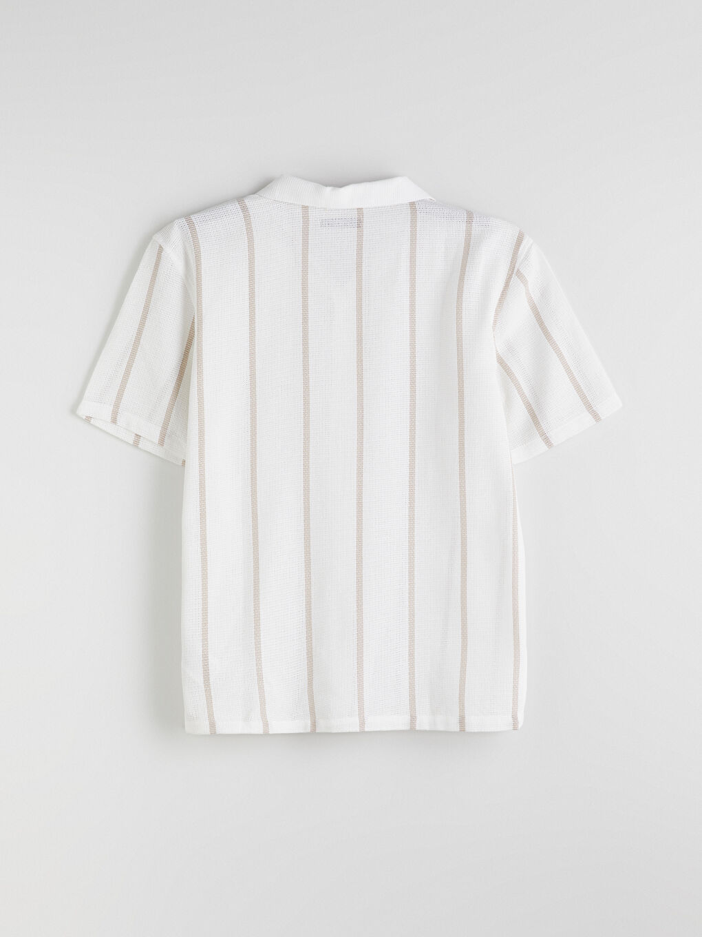 قميص رجالي مخطط بأكمام قصيرة وياقة ريزورت وقصة مريحة-5