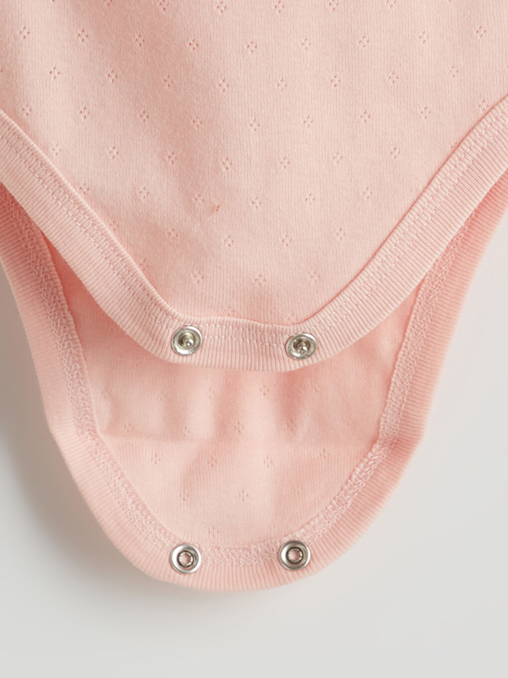 Pembe Çiçek Nakışlı Kız Bebek Çıtçıtlı Body-1