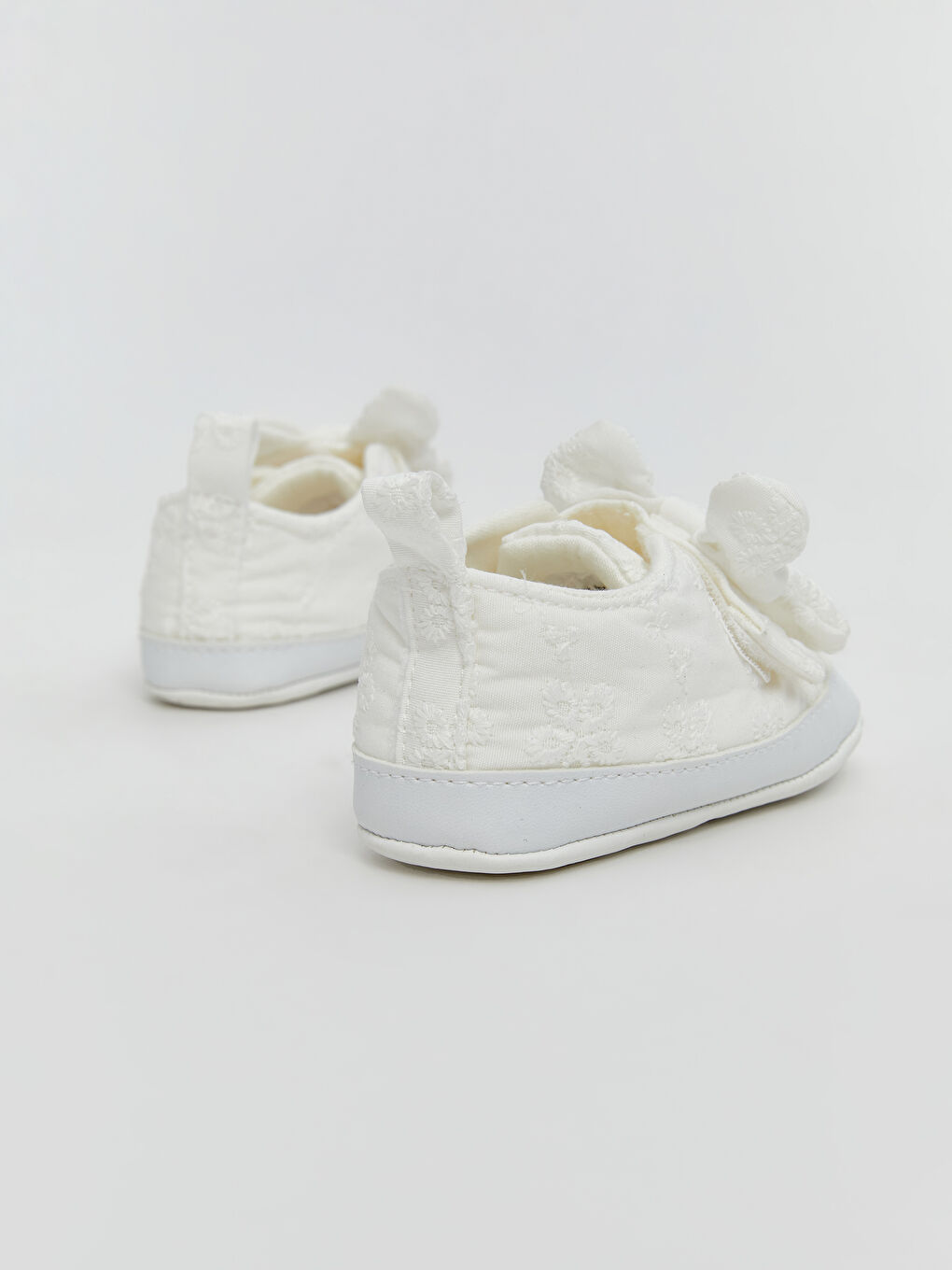 أحذية بنات رضع قبل المشي بتفاصيل فيونكة-4