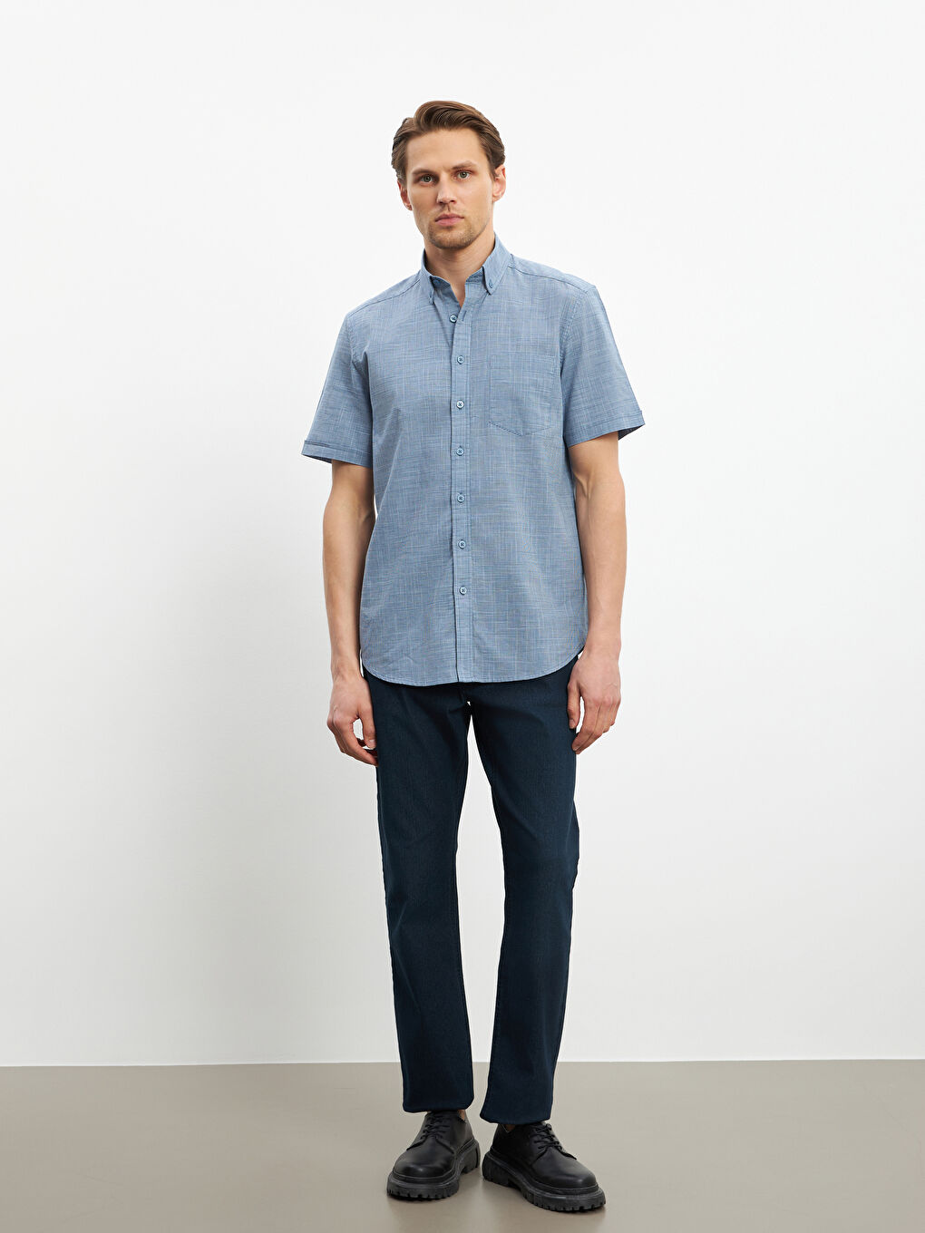 რეგულარული მორგება მოკლე სახელო პოპლინის მამაკაცის პერანგი-3