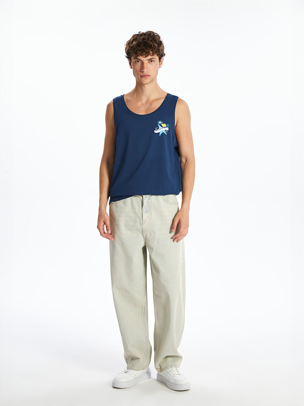 Lacivert Bisiklet Yaka Sünger Bob Baskılı Erkek Kolsuz Tişört-1