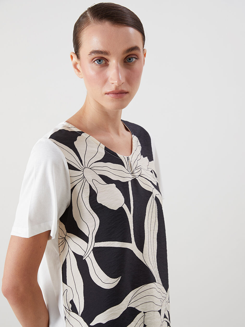 Crew Neck Patterned Women's T-Shirt