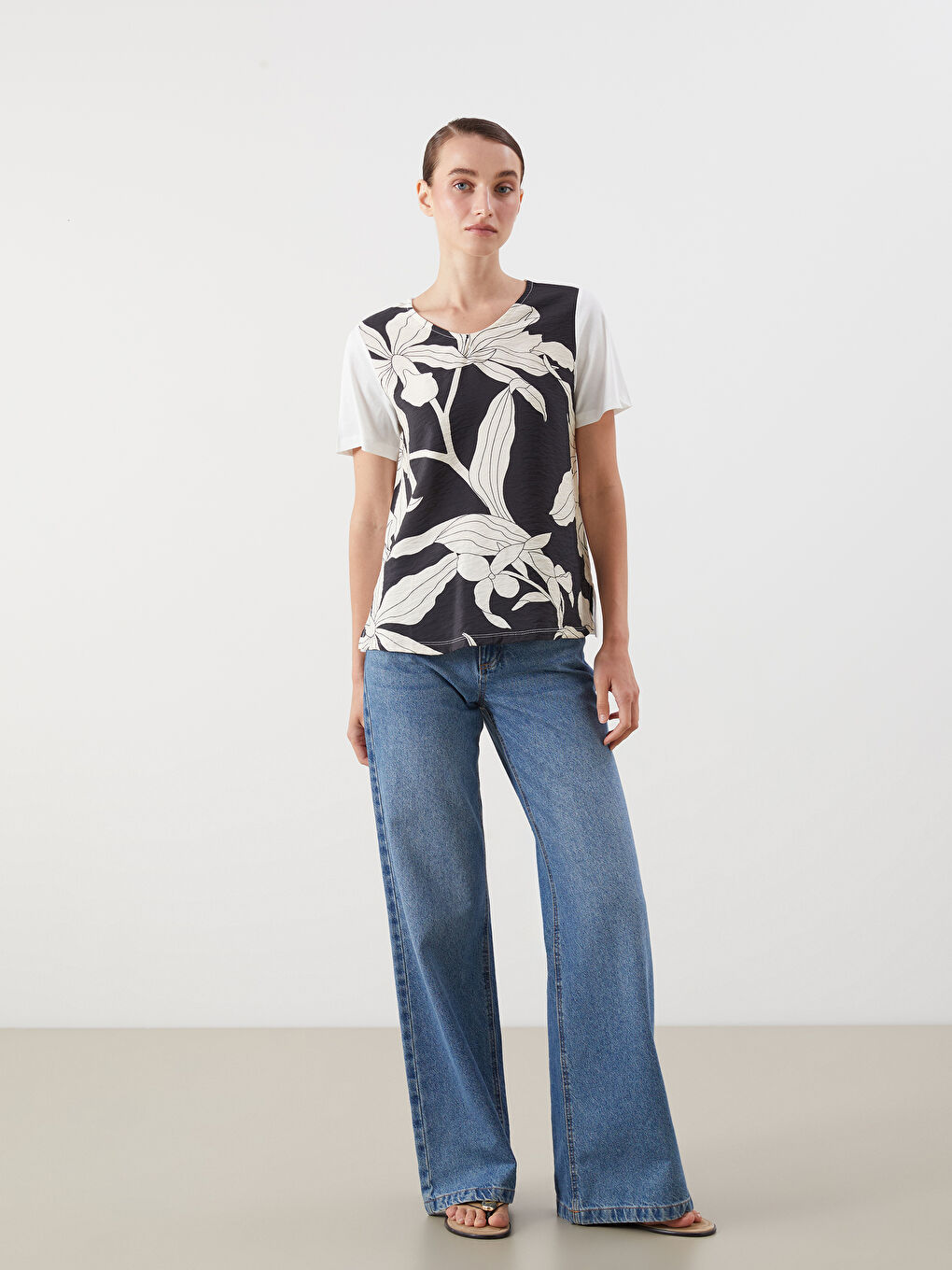 Crew Neck Patterned Women's T-Shirt-1