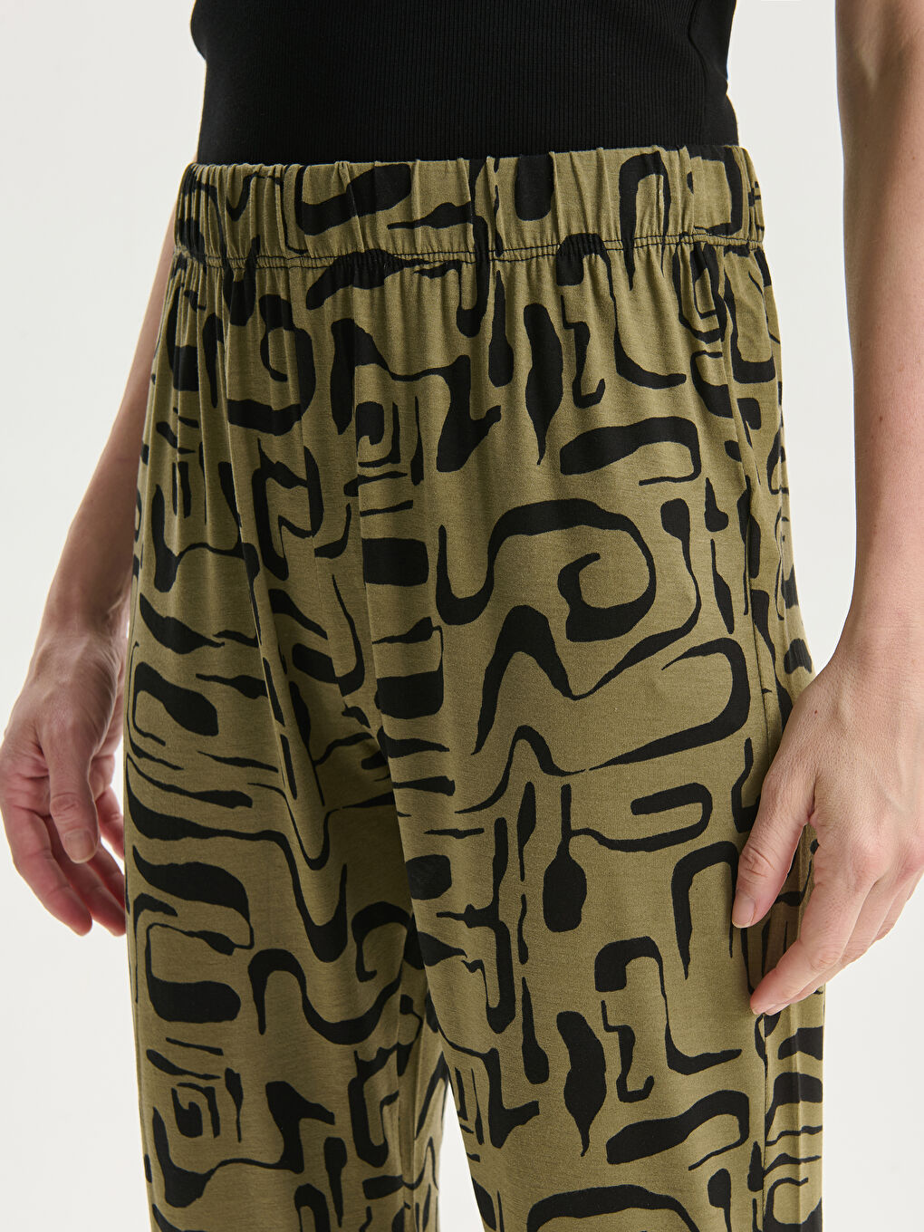 Elasticated Waist Patterned Women's Trousers-2