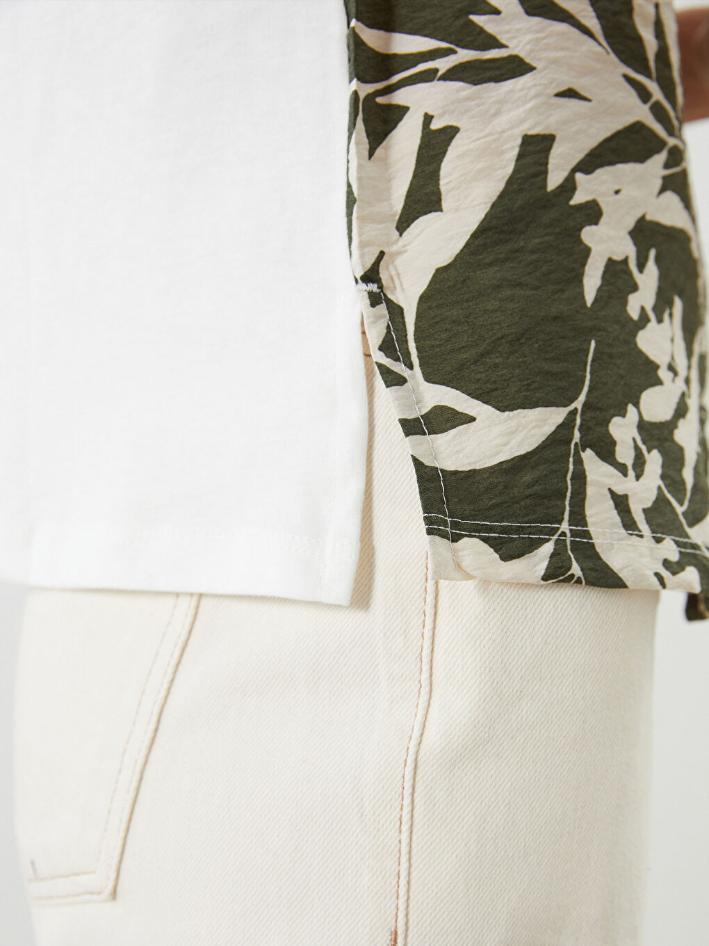 Blouse Florale à Col Rond-2