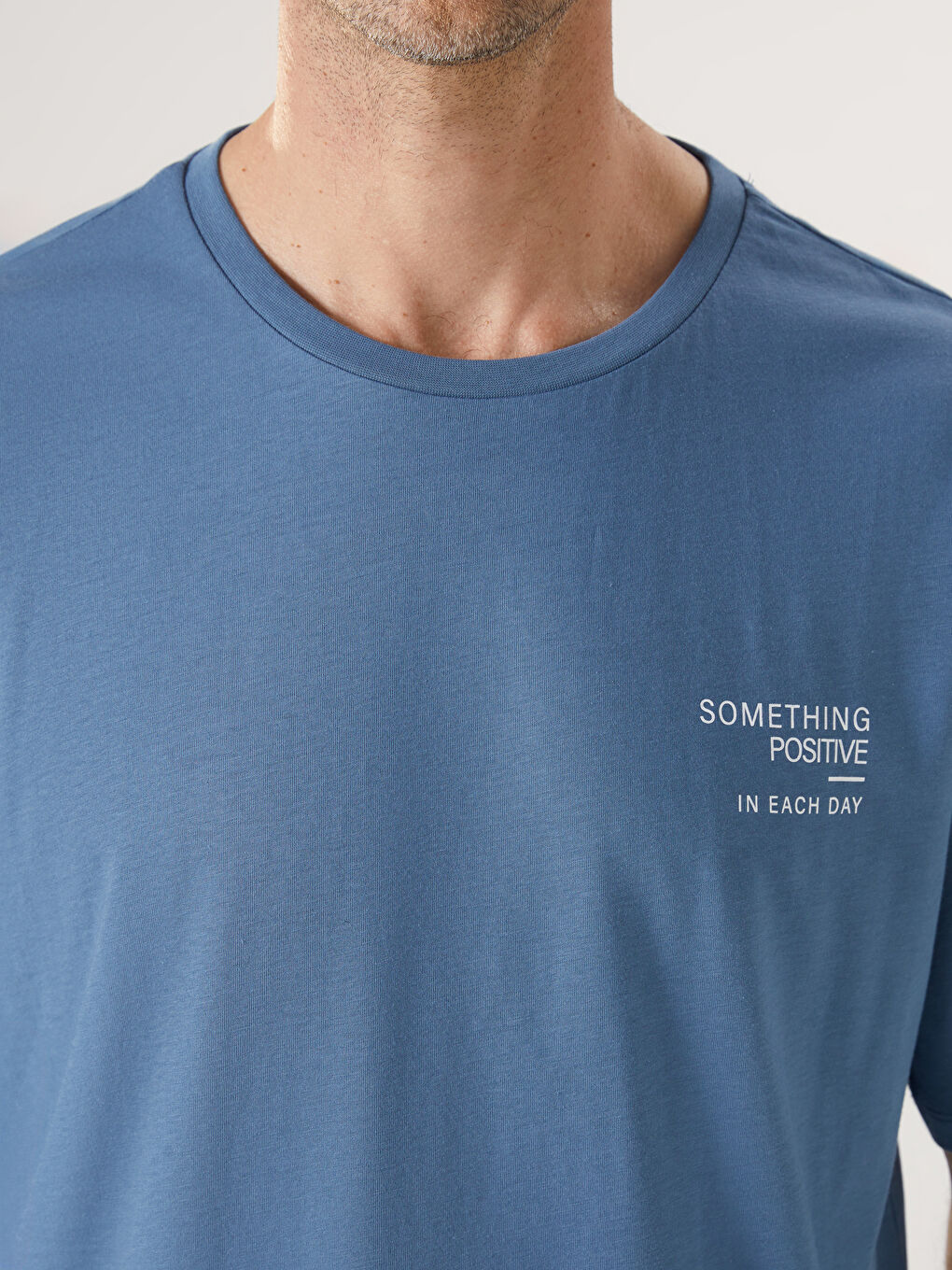 İndigo Bisiklet Yaka Baskılı Erkek Tişört-2