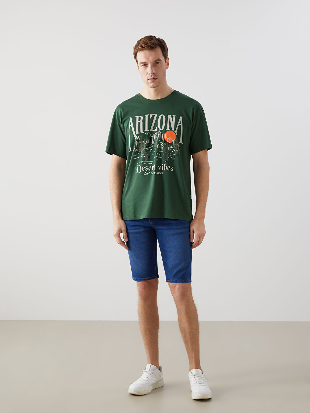 Yeşil Bisiklet Yaka Kısa Kollu Baskılı Penye Erkek Tişört-1