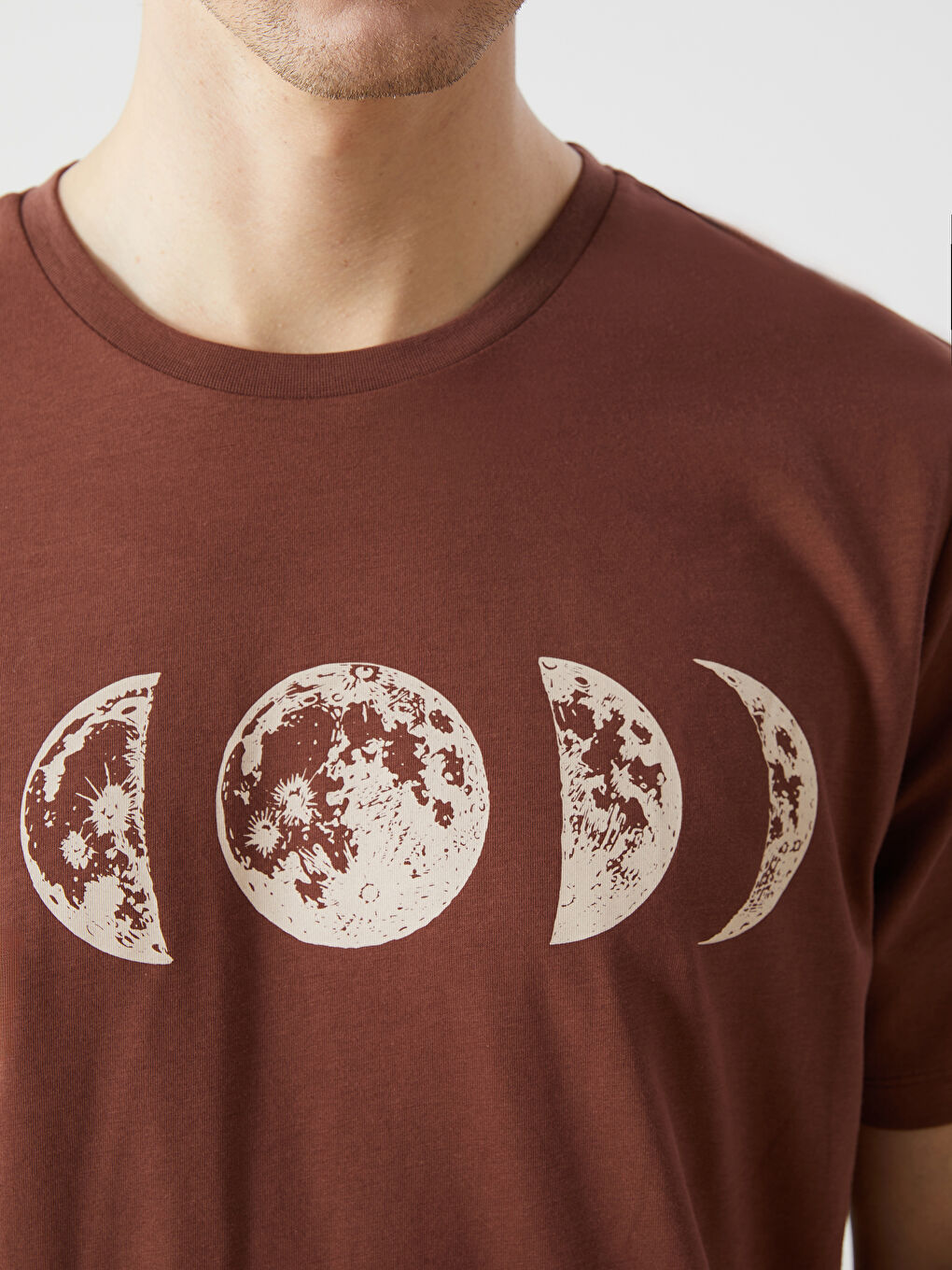 Kahverengi Bisiklet Yaka Baskılı Erkek Tişört-2