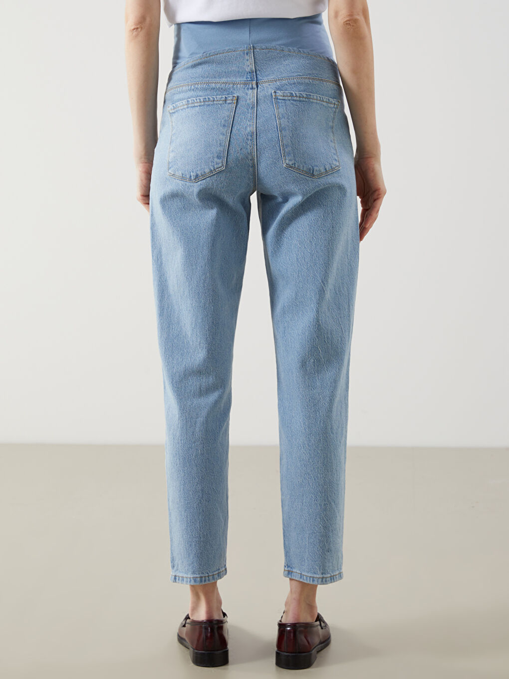Maternity Mom Fit Jeans with Over-Bump Panel -S5HP95Z8-507