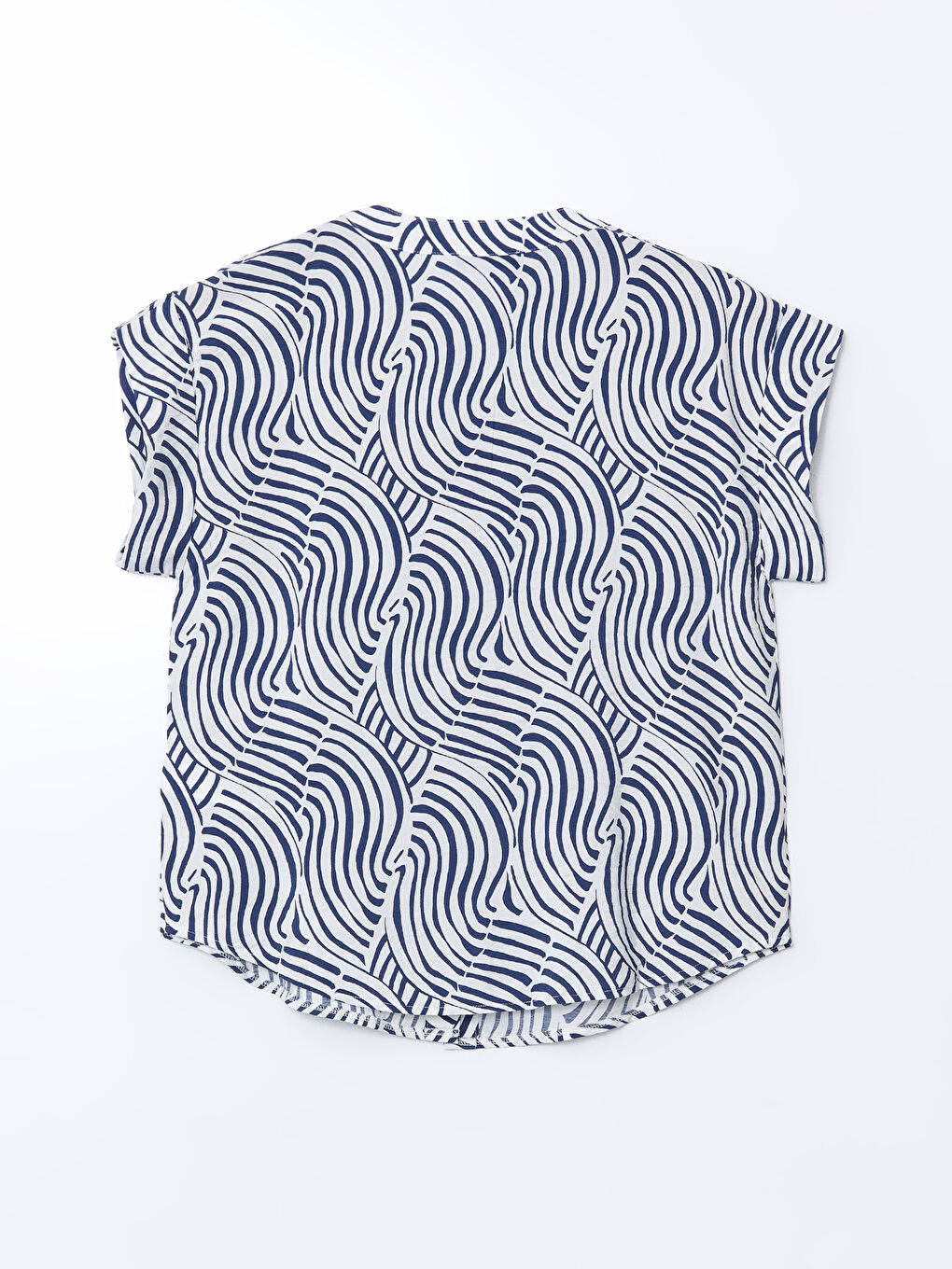 Siyah Kaçık Yaka Desenli Oversize Kadın Bluz-5