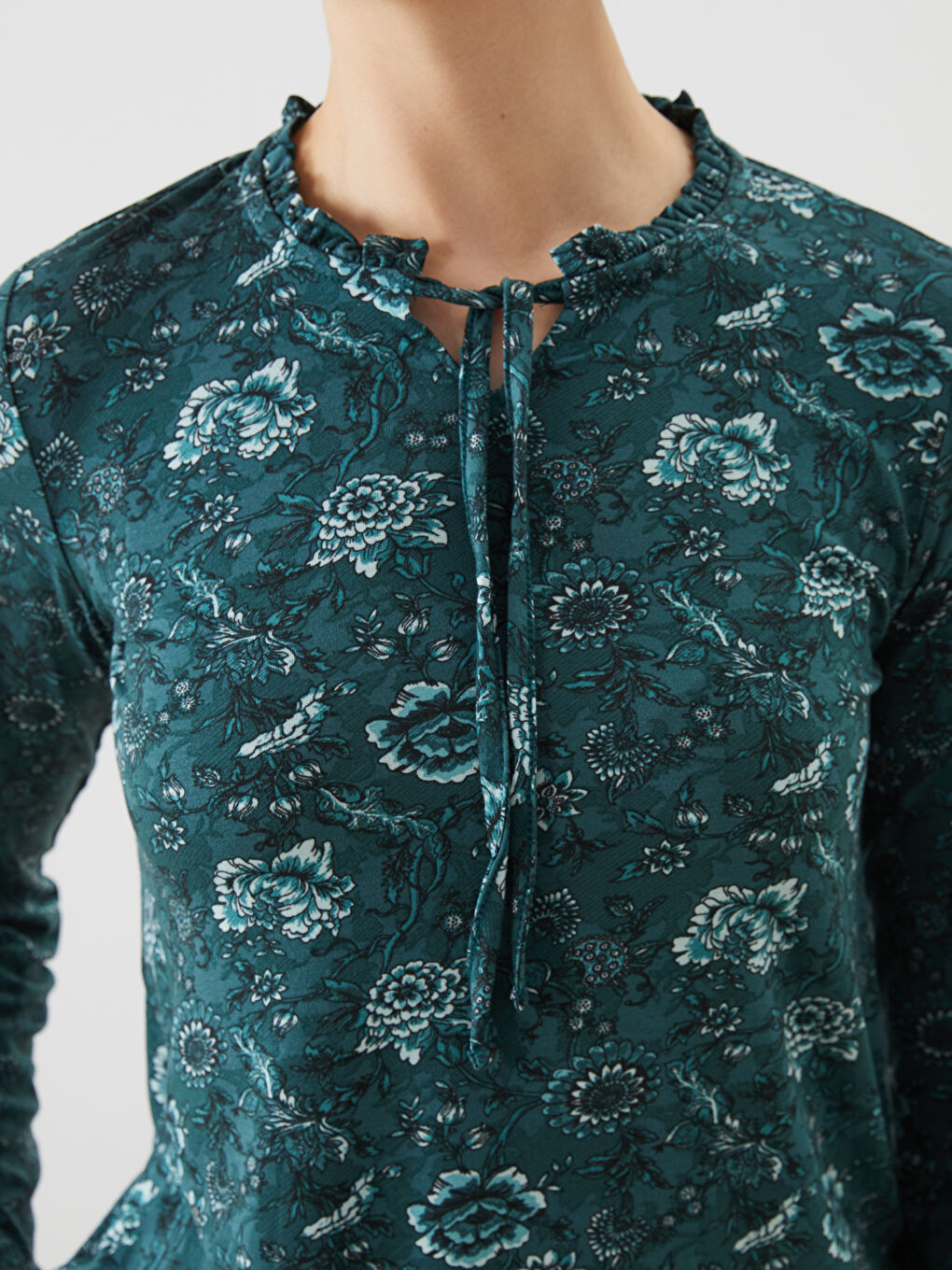 Tie Neck Floral Blouse-2