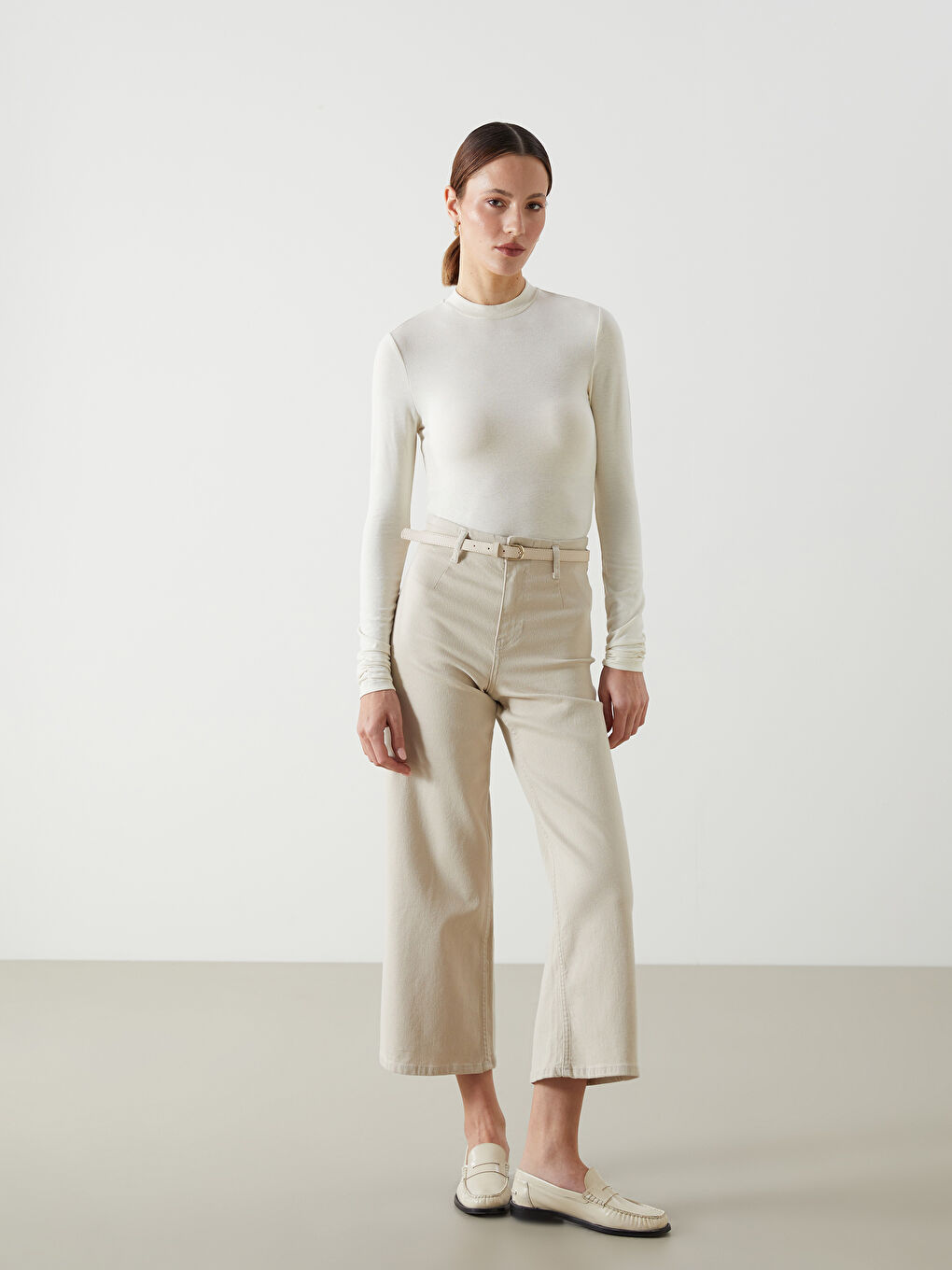 Bej Wideleg Kadın Jean Pantolon