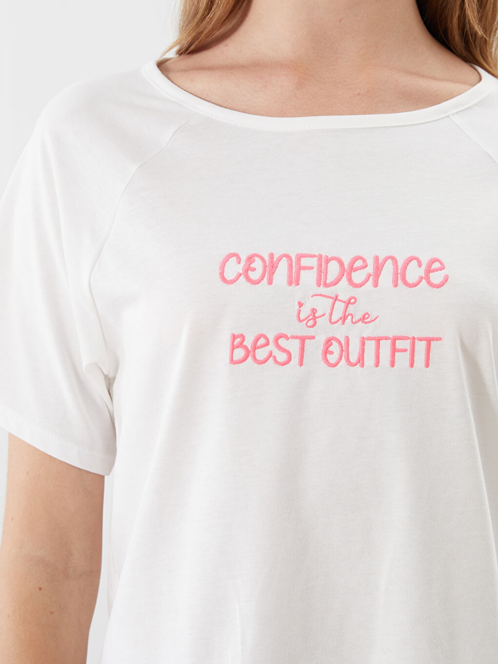 LCW Young Bisiklet Yaka Nakışlı Kadın Pijama Takımı -S5HR33Z8-LEH