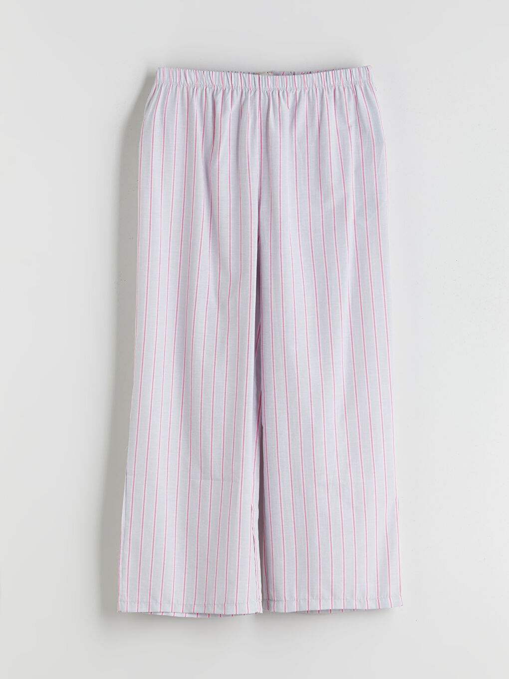 LCW Young Bisiklet Yaka Nakışlı Kadın Pijama Takımı -S5HR33Z8-LEH