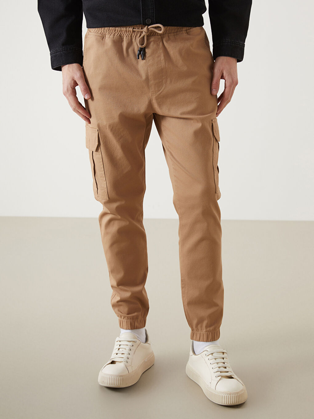 Kahverengi Slim Fit Gabardin Erkek Jogger Pantolon-1