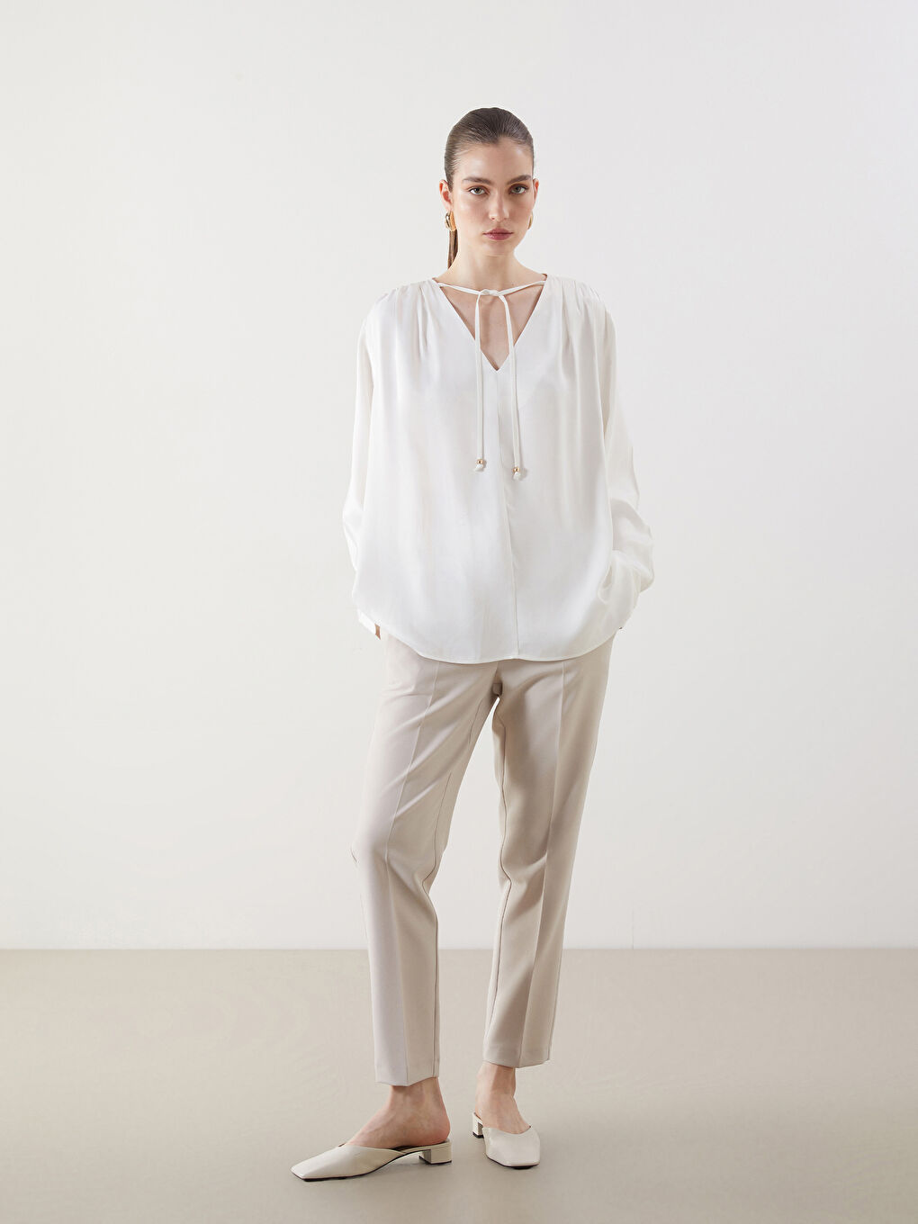 V-Neck Satin Women's Blouse -S5HS10Z8-FEW
