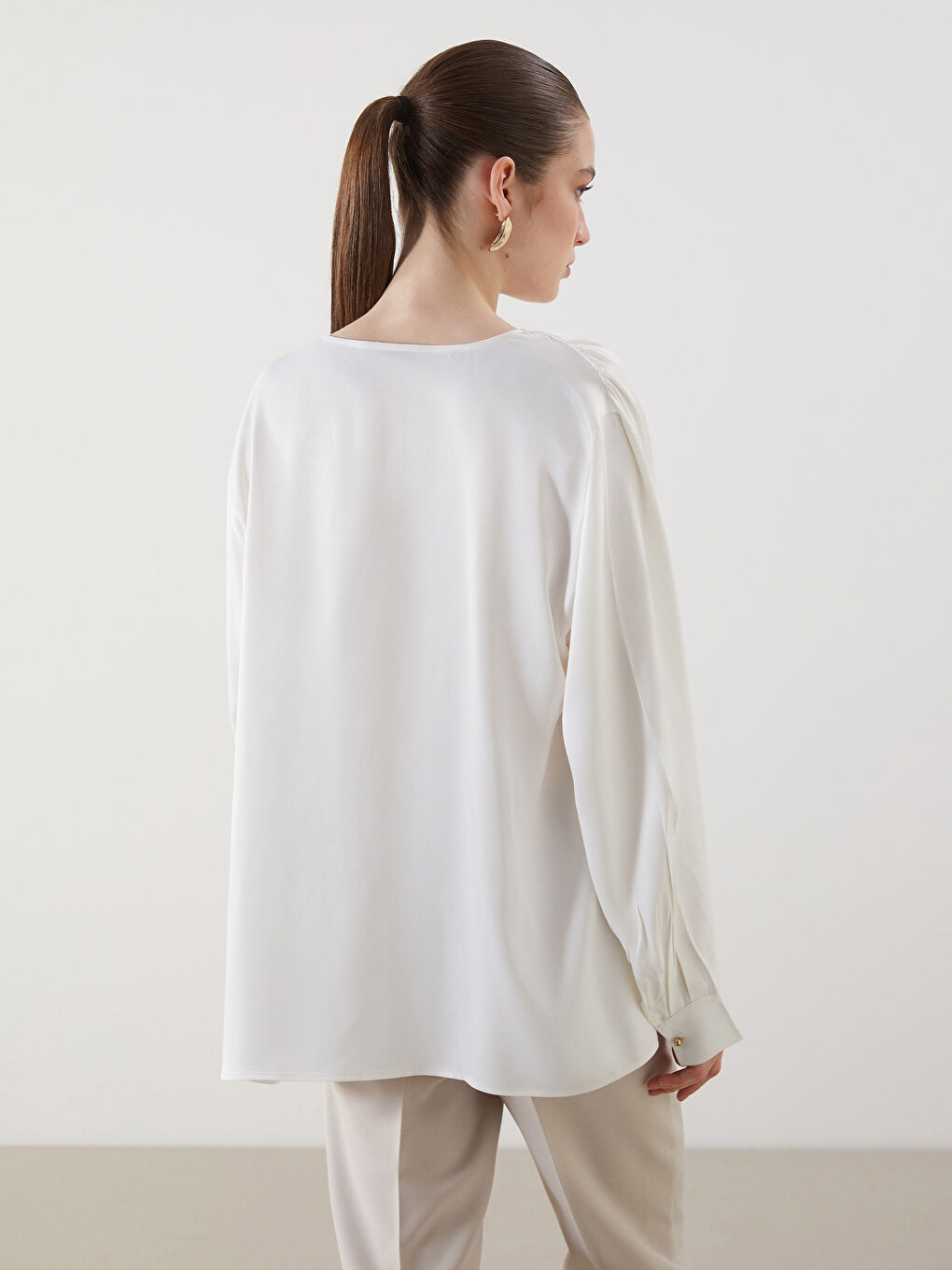 V-Neck Satin Women's Blouse -S5HS10Z8-FEW
