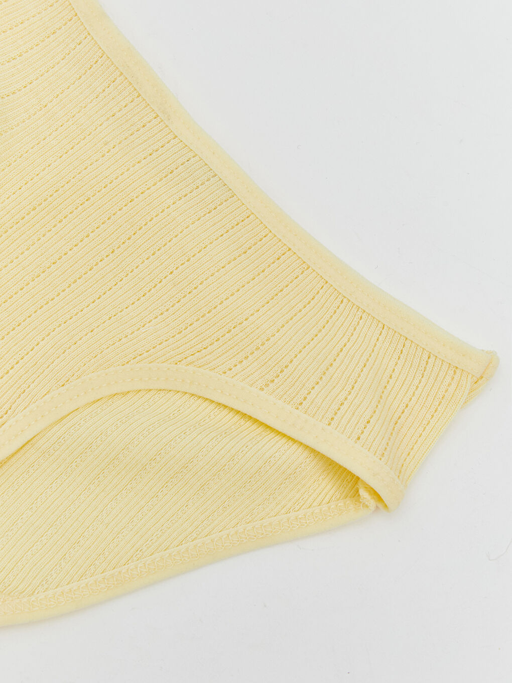 Sarı Beli Lastikli Kız Çocuk Külot-1