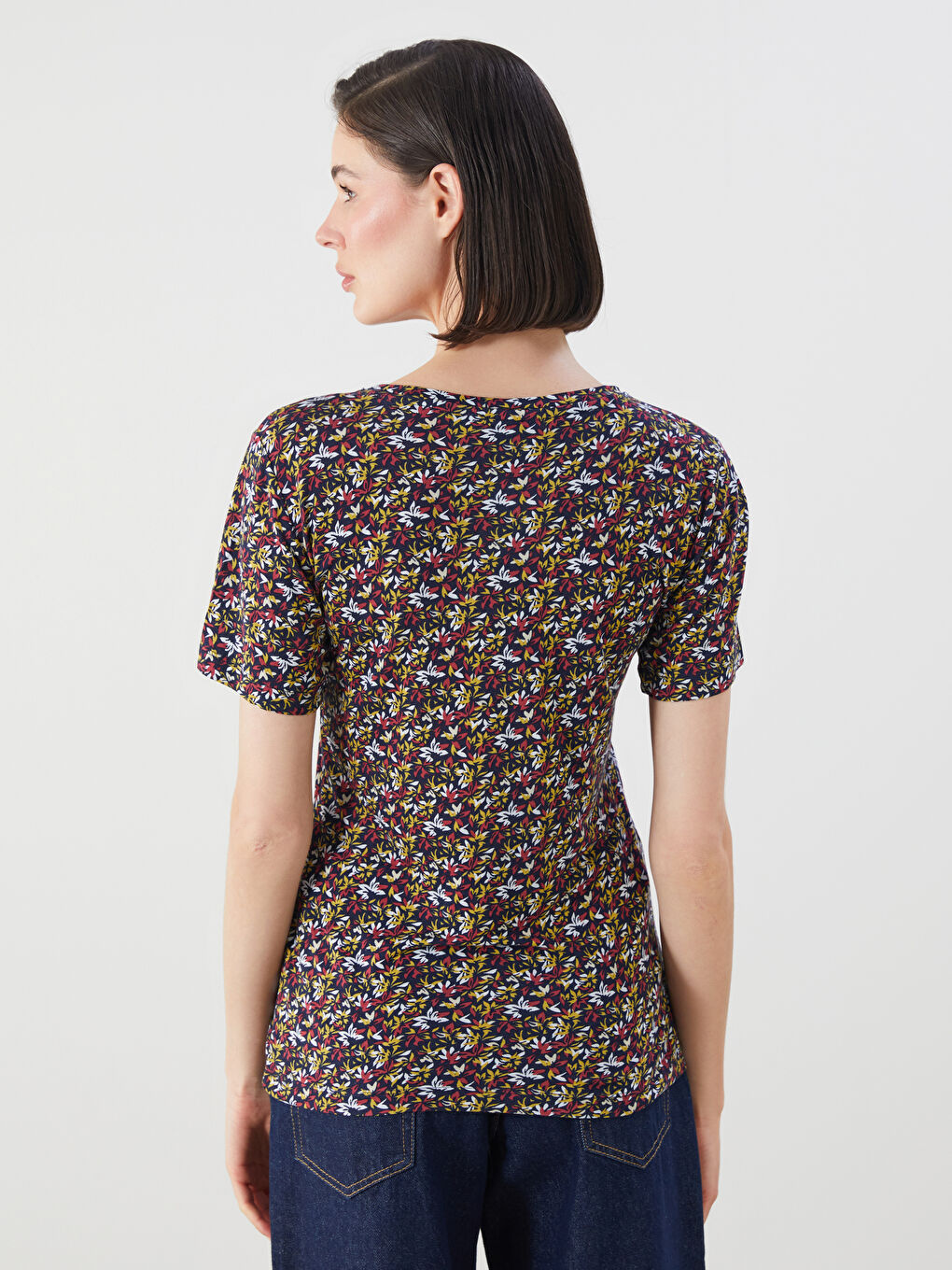 Crew Neck Floral Blouse-3