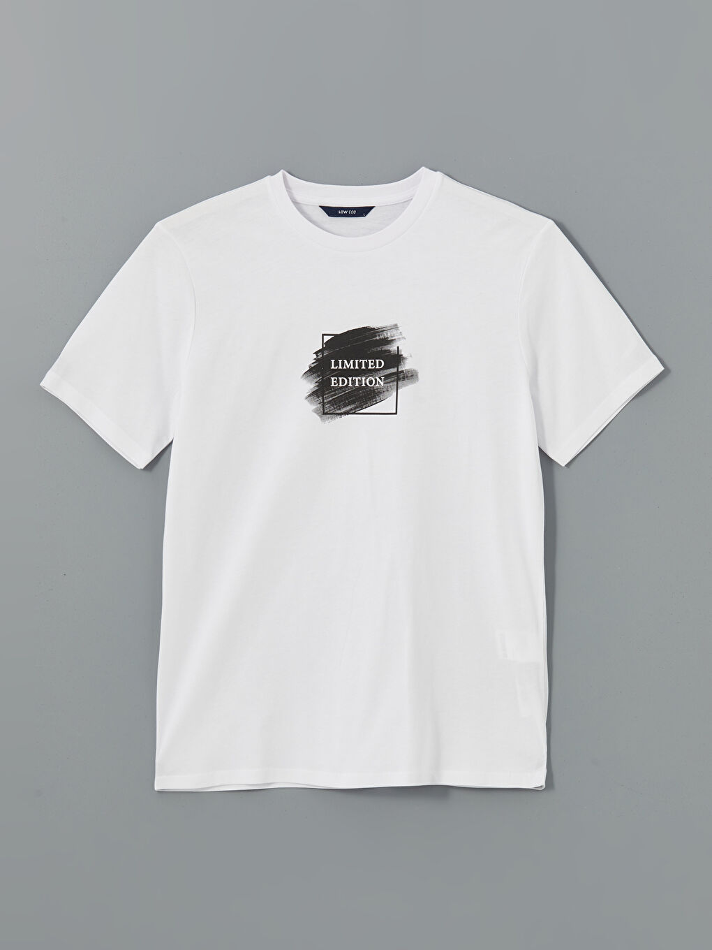 Beyaz Bisiklet Yaka Baskılı Erkek Tişört-4