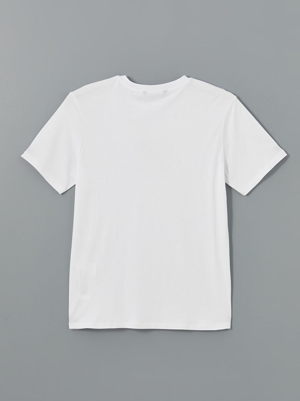 Beyaz Bisiklet Yaka Baskılı Erkek Tişört-5