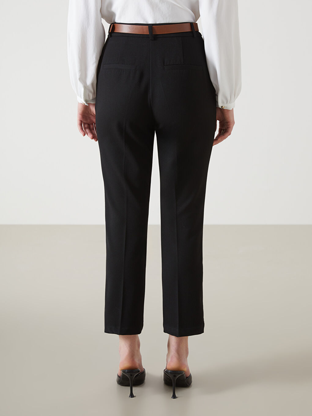LCW Vision Siyah Beli Kemerli Dar Fit Kadın Pantolon - 3