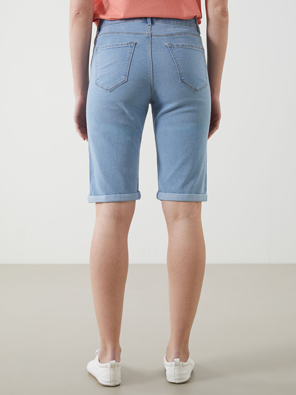 Slim Fit Women's Jean Shorts -S5HV18Z8-311