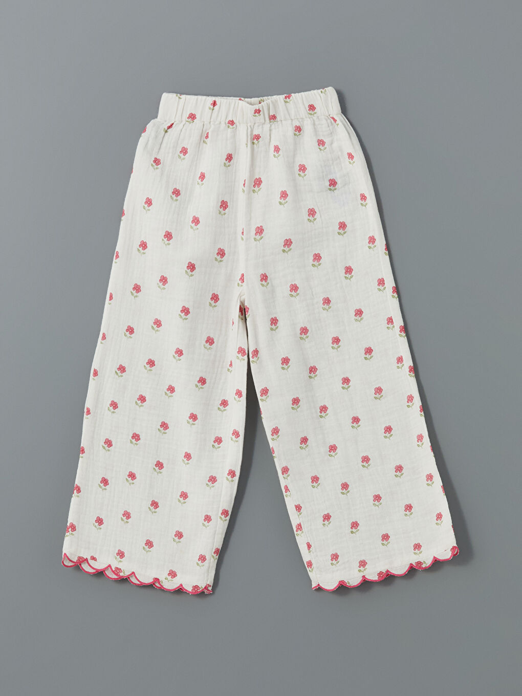 LCW Kids Çiçekli Kız Çocuk Müslin Bluz ve Pantolon 2'li -S5HV65Z1-LRA