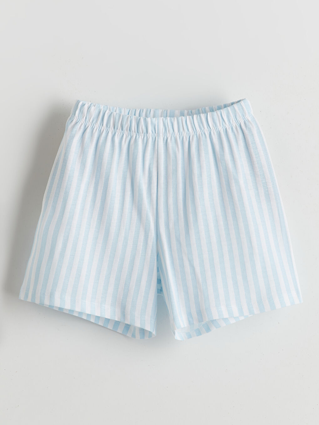 طقم بيجامة قصيرة للبنات بياقة دائرية-3